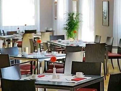 Fuchspalast Otel