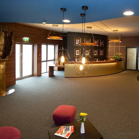 酒店 弗齐帕拉斯特酒店 4*