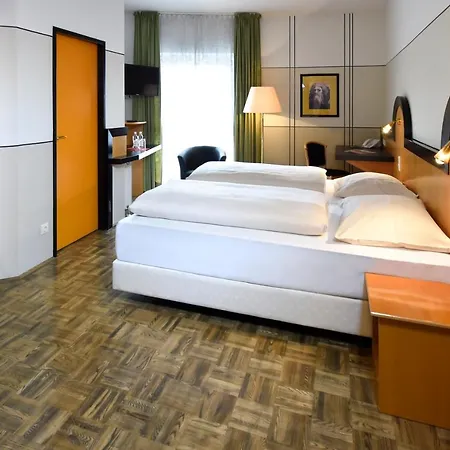 Otel Fuchspalast
