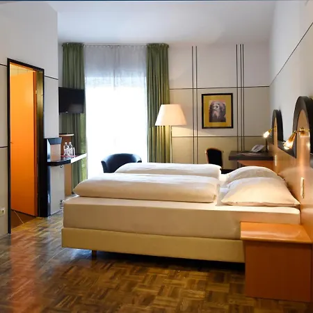 Fuchspalast 4*