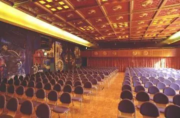 弗齐帕拉斯特酒店 酒店