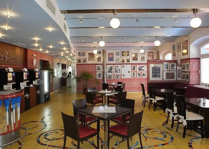 Hotel Fuchspalast 4*